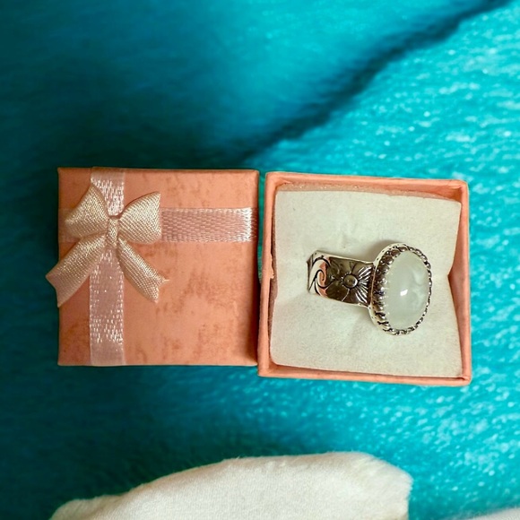 Elegant Silver Unique Fashion Vintage Bohemian Style Floral Ring - Picture 5 of 6